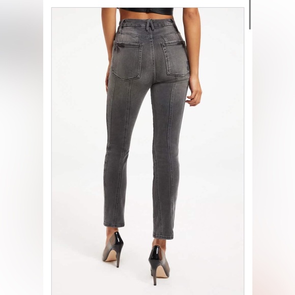 NEW • GOOD AMERICAN • Women’s SEAMED GOOD CLASSIC Jeans BLACK115 28 - Picture 2 of 5